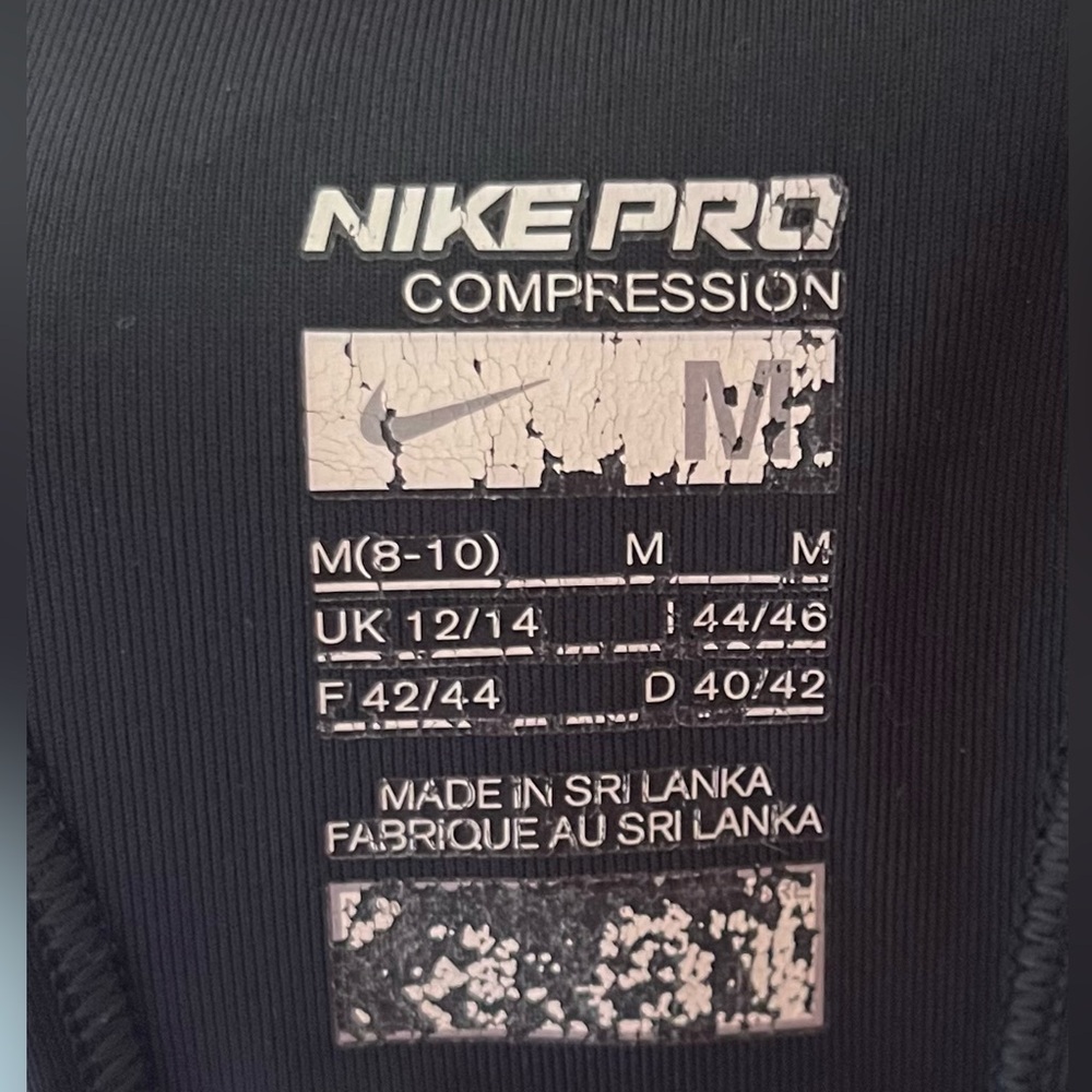 Nike Pro Black Racerback Tank - Picture 2 of 2